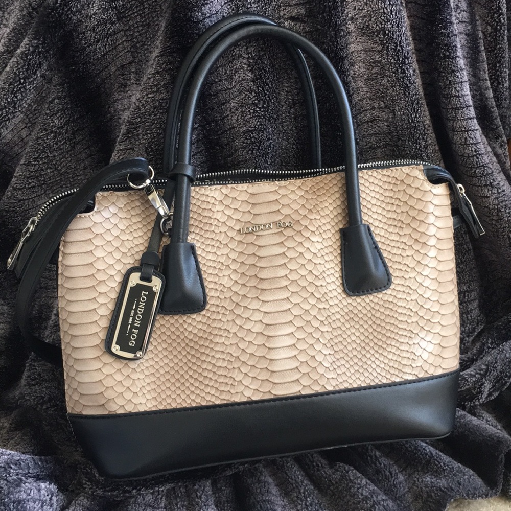 Edgy Faux Snake Skin/Animal Print Purse